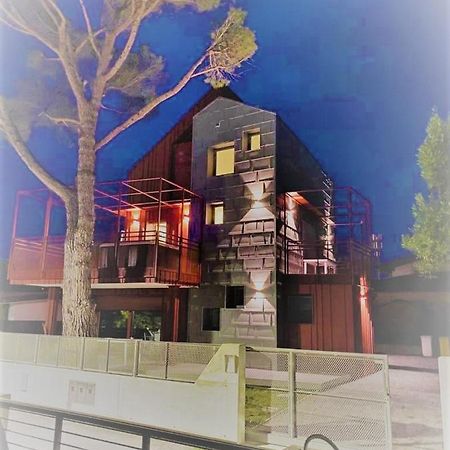 Villa Cisa Con Yacuzzi ลินญาโน ซับเบียโดโร ภายนอก รูปภาพ