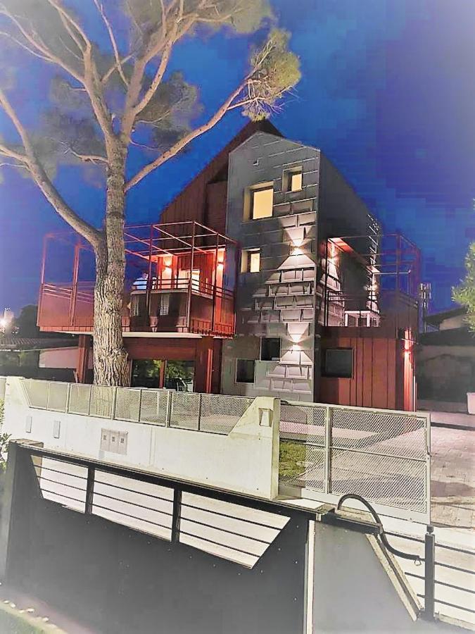 Villa Cisa Con Yacuzzi ลินญาโน ซับเบียโดโร ภายนอก รูปภาพ
