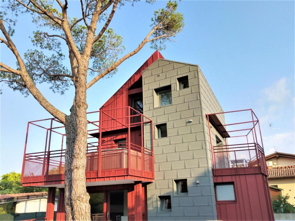 Villa Cisa Con Yacuzzi ลินญาโน ซับเบียโดโร ภายนอก รูปภาพ