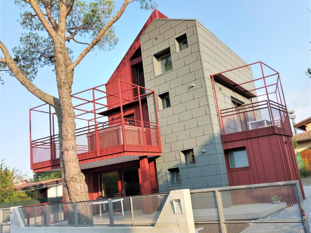 Villa Cisa Con Yacuzzi ลินญาโน ซับเบียโดโร ภายนอก รูปภาพ