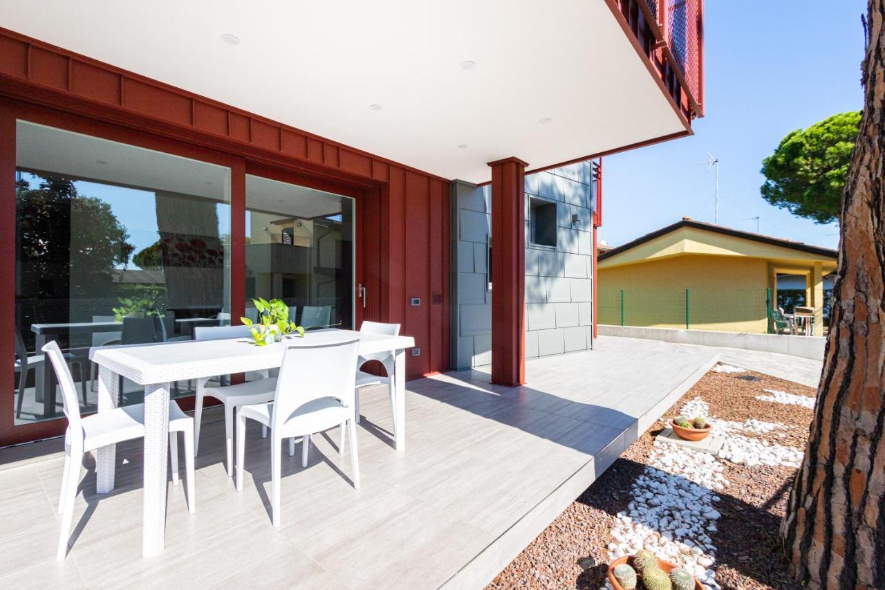 Villa Cisa Con Yacuzzi ลินญาโน ซับเบียโดโร ภายนอก รูปภาพ